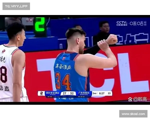 CBA总决赛裁判问题引热议 媒体人强调减少抢戏是基本要求 CBA总决赛裁判问题引热议 媒体人强调减少抢戏是基本要求